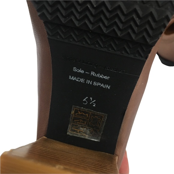 Hunter Made In Spain Leather Stacked Block Heel Platform Pump Heels Size 6.5 - Picture 9 of 9